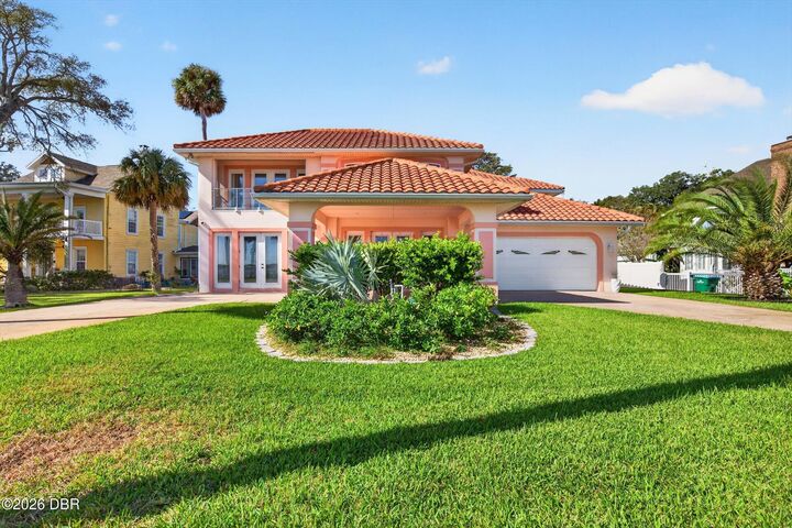 Property Photo:  912 Riverside Drive  FL 32117 