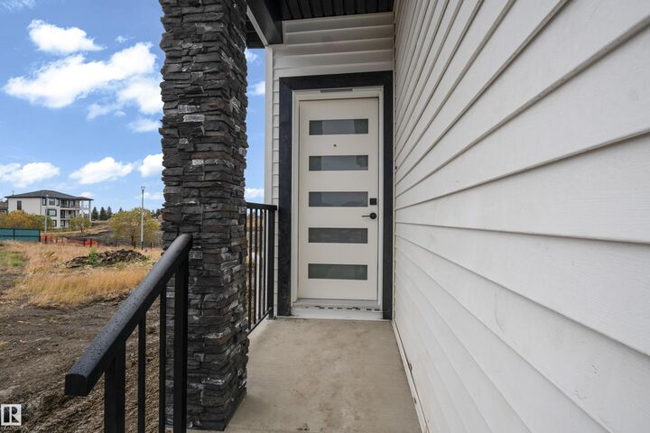 Property Photo:  9223 156 Avenue NW  AB T5Z 0S4 