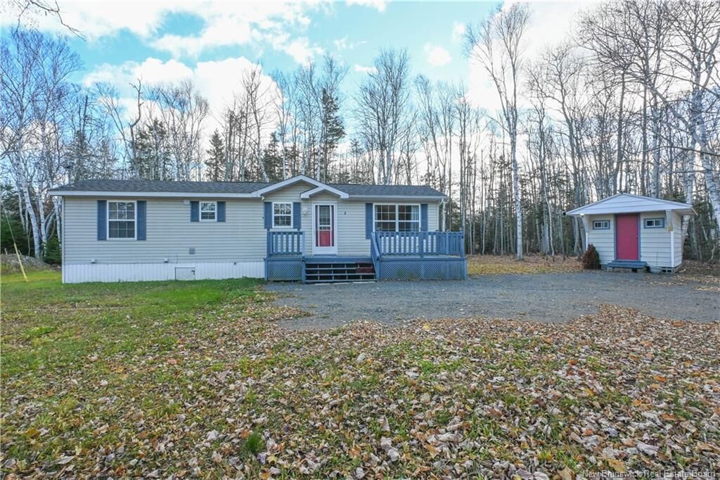 Property Photo:  6 Saint-Pierre Street  NB E8N 1H4 