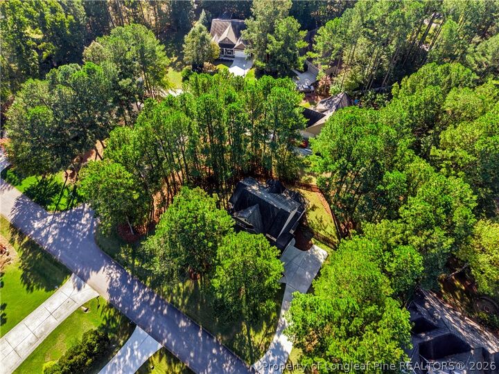 Property Photo: 725 Creekside Drive NC 27330