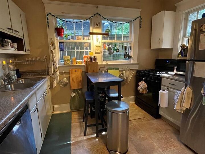Property Photo:  132 Huron Street 2  GA 30030 