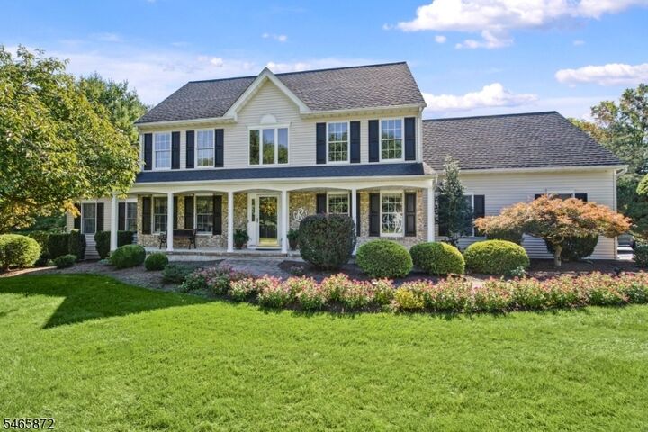 Property Photo:  3 Rolling Ln  NJ 08822 