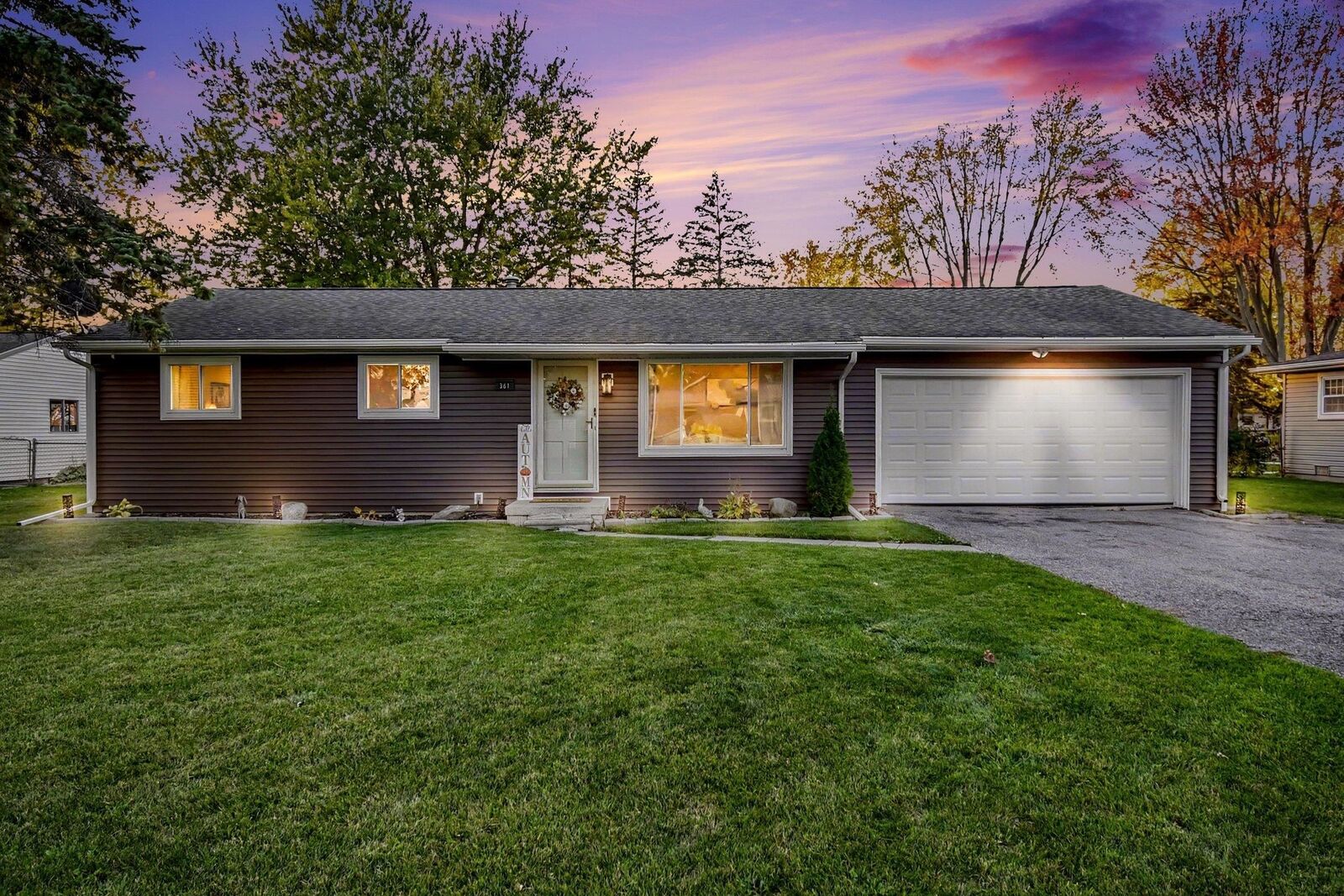 Property Photo:  361 Harvey  MI 48623 