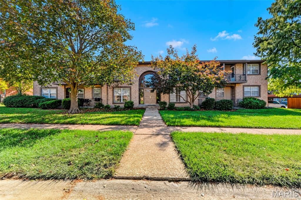 Property Photo:  3170 Leisurewood Court B  MO 63033 