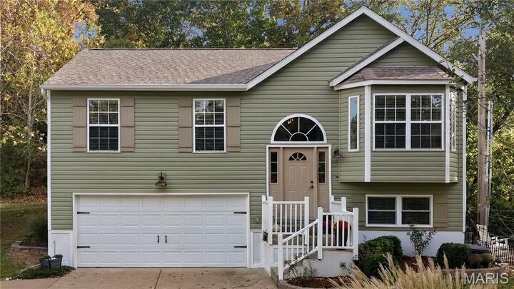 Property Photo: 3605 N Meadow Mill Drive MO 63010