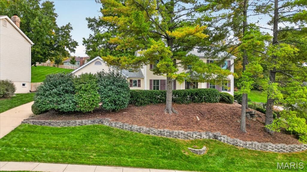 Property Photo:  14980 Chateau Village Drive  MO 63017 