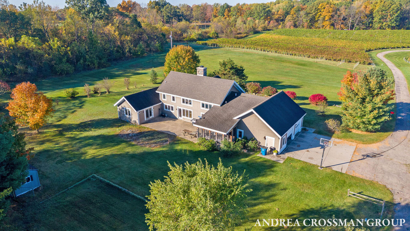 Property Photo: 1481 N Benton Center Road MI 49022