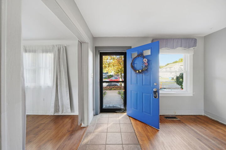 Property Photo:  715 Sixth Street  MI 49203 