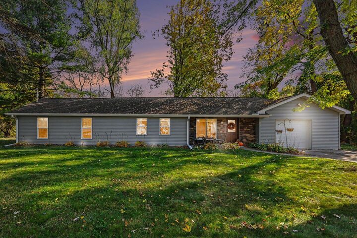 Property Photo: 535 Fairyland Avenue MI 49202