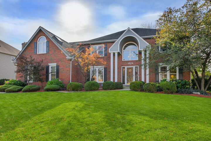 Property Photo:  1824 Morgan Circle  IL 60565 