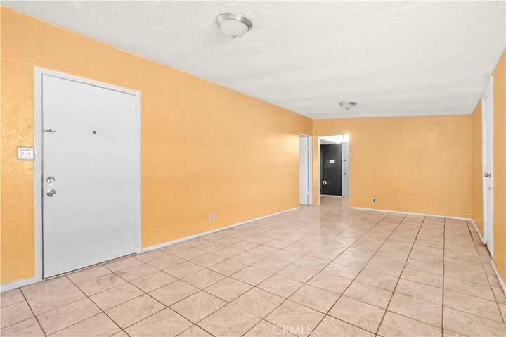 Property Photo:  338 S Sandalwood  CA 91744 