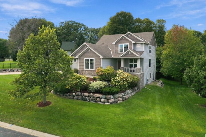 Property Photo:  2388 Highover Trail  MN 55317 