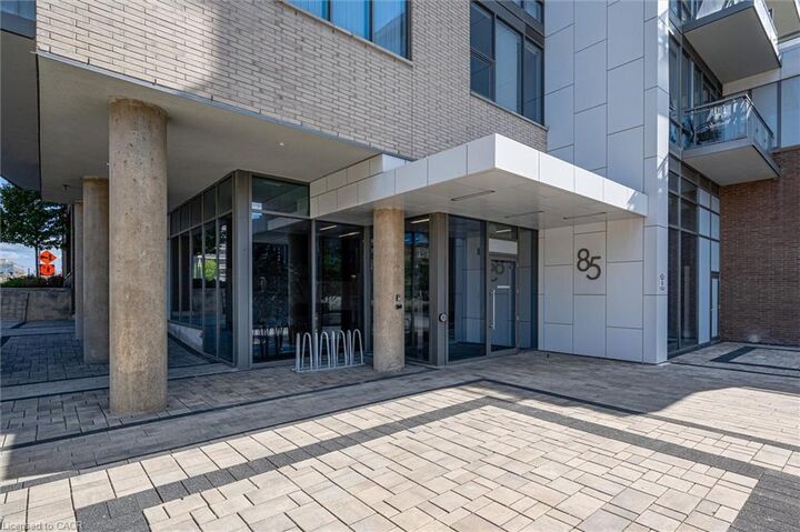 Property Photo:  85 Duke Street W 1511  ON N2H 4Y7 