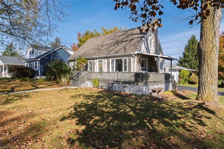 Property Photo:  500 St Andrew Street  ON N0A 1N0 