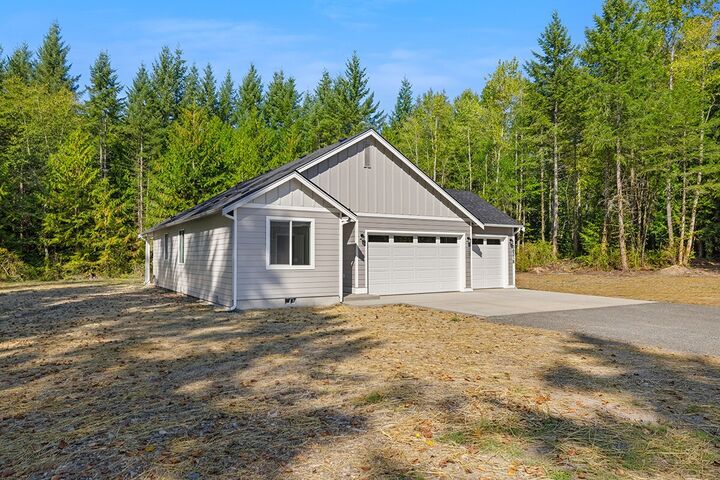 Property Photo:  5901  192nd Street NW 12B  WA 98292 