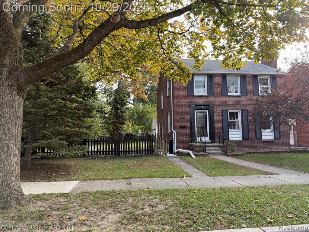 Property Photo:  22725 Sheridan Street  MI 48128 
