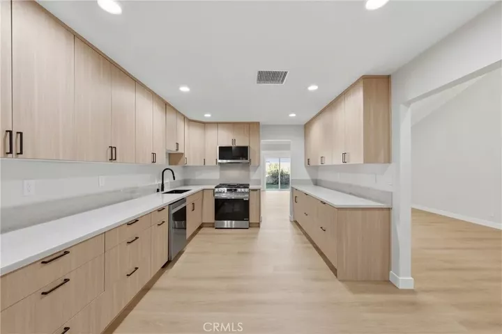 Property Photo:  1500 Pisco  CA 93035 