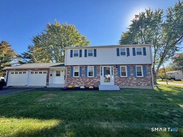 Property Photo: 100 Brainard Road CT 06082