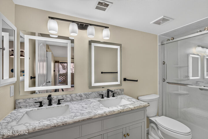 Property Photo: 5751 N Kolb Road 18102 AZ 85750