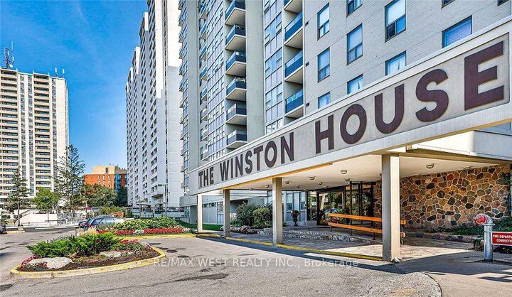 Property Photo:  75 Emmett Avenue 2307  ON M6M 5A7 