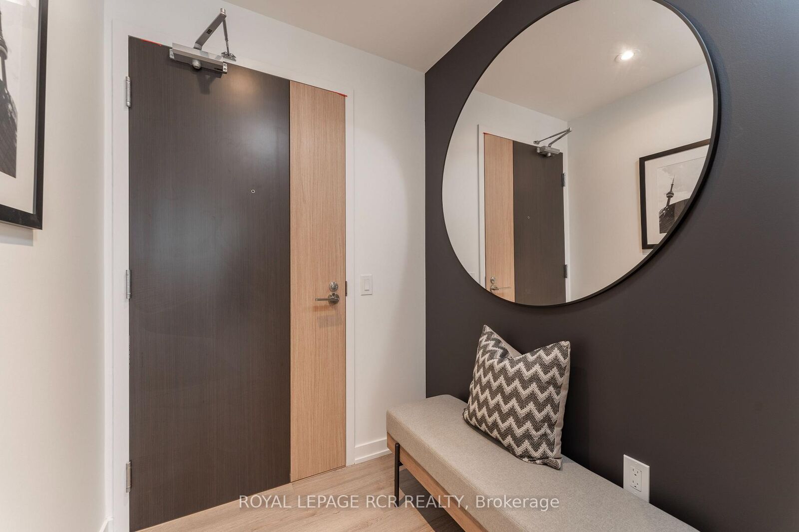Property Photo:  48 Power Street 1711  ON M5A 0V3 