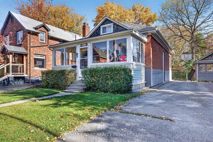 Property Photo:  109 Nelson Street  ON K7L 3W9 