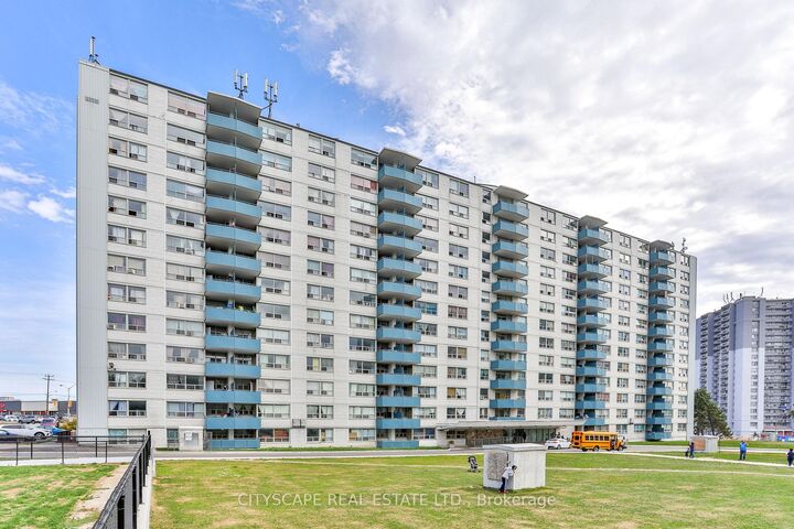 Property Photo:  1440 Lawrence Avenue W 311  ON M6L 1B2 