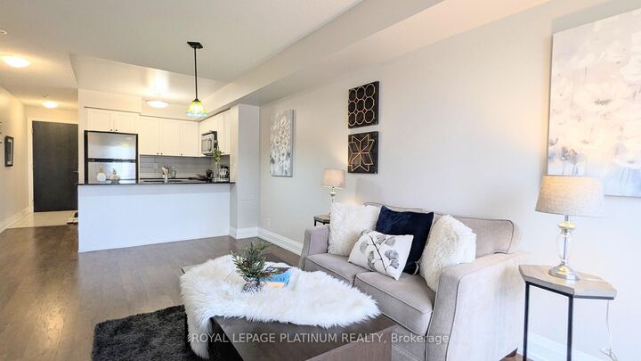 Property Photo:  1070 Sheppard Avenue W 503  ON M3J 0G8 