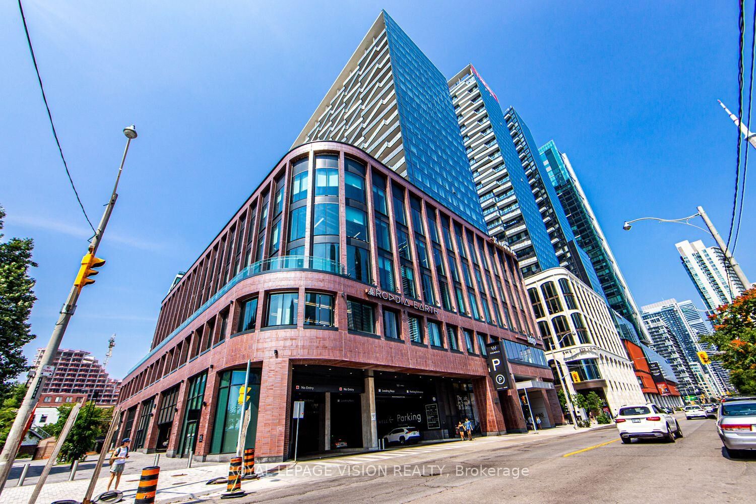 Property Photo: 480 Front St Street 1409 ON M5V 0V6