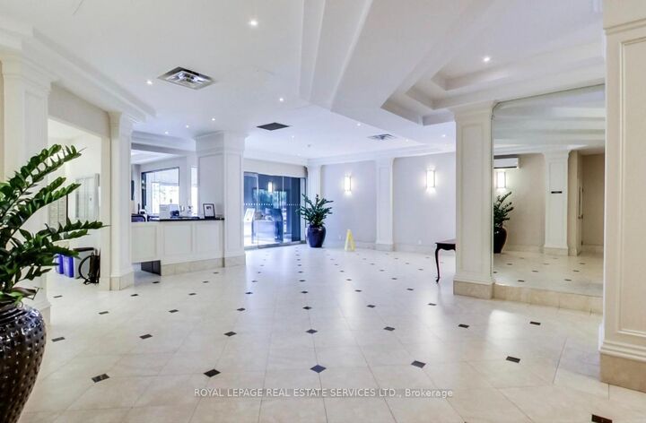 Property Photo:  801 King Street W 1109  ON M5V 3C9 