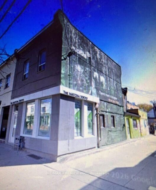 Property Photo:  141 Ossington Avenue 2  ON M6J 2Z6 