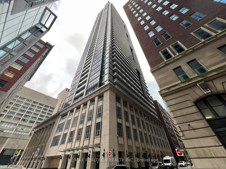 Property Photo:  70 Temperance Street 4707  ON M5G 1P7 