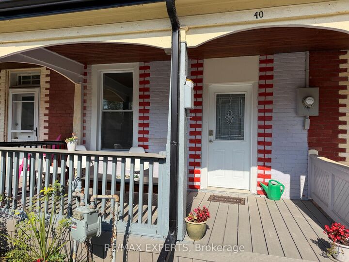 Property Photo:  40 Park Hill Road E  ON N1R 1P4 