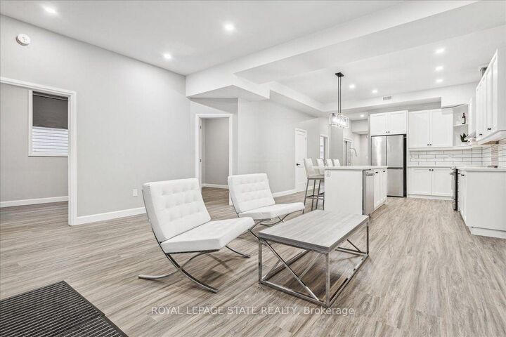 Property Photo:  800 Beach Boulevard 2  ON L8H 6Z3 
