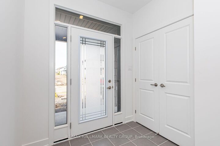 Property Photo: 57 Nettle Crescent ON K1T 0W9
