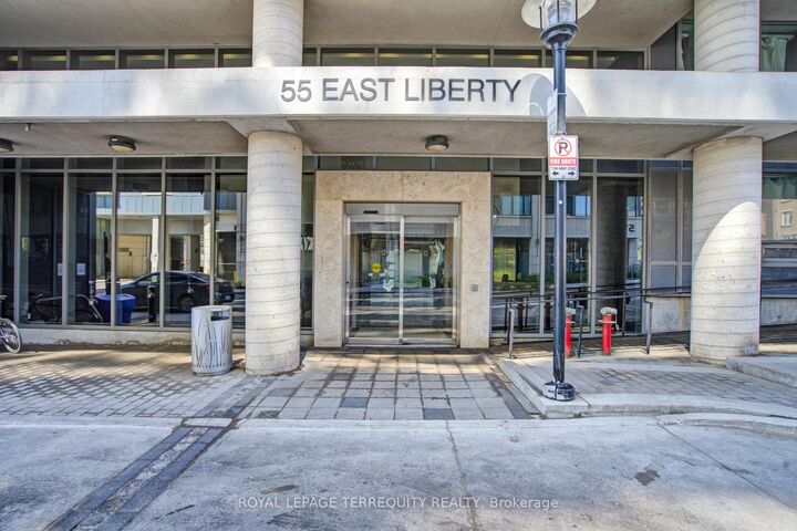 Property Photo: 55 East Liberty Street 302 ON M6K 3P9