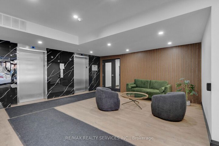 Property Photo: 223 Jackson Street W 804 ON L8P 4R4