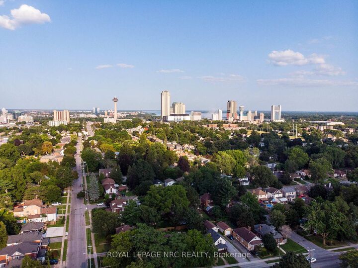 Property Photo: 6255 Culp Street Lower ON L2G 2C2