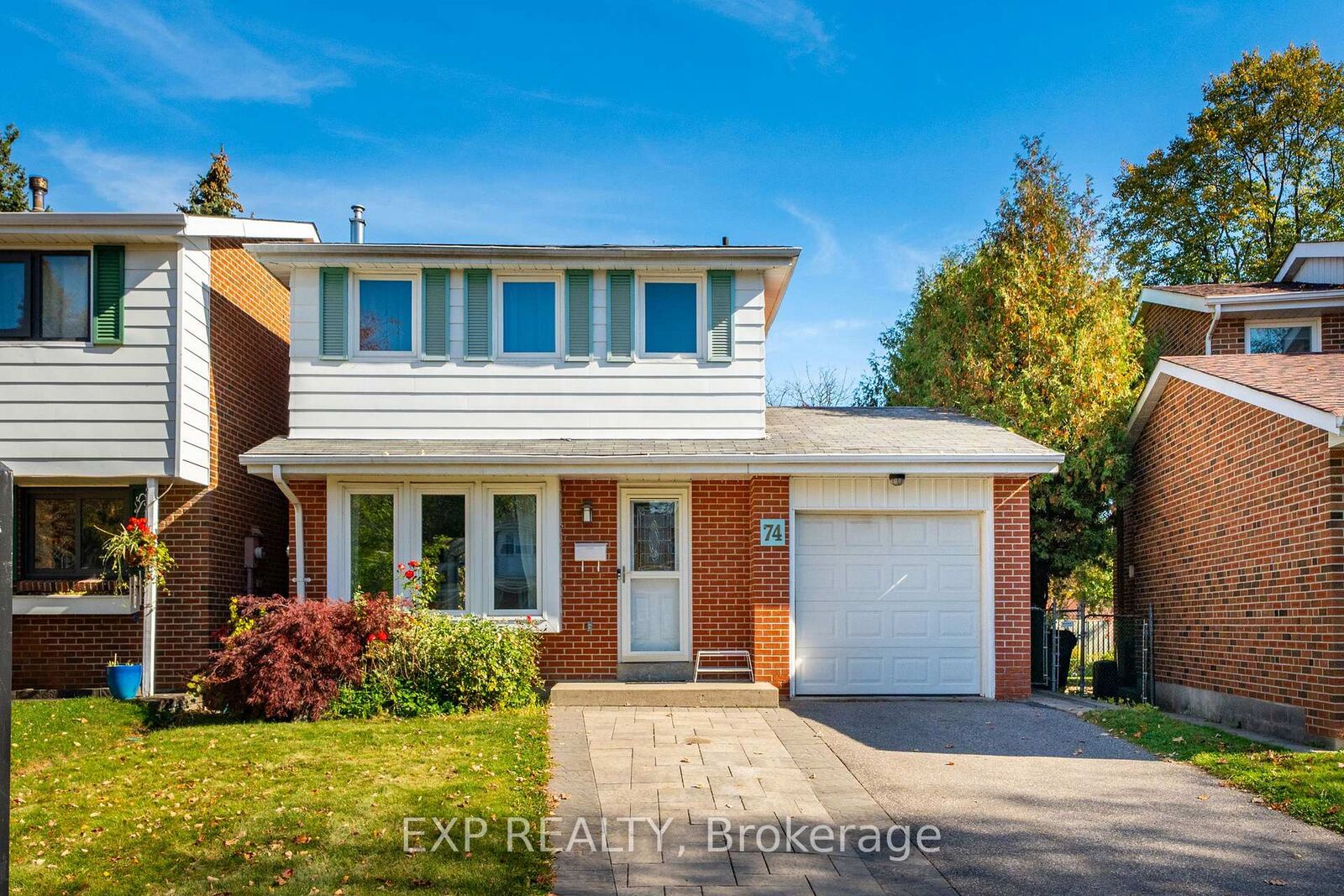 Property Photo:  74 Longford Crescent  ON M1W 1P4 