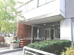 Property Photo: 38 Niagara Street 907 ON M5V 3X1