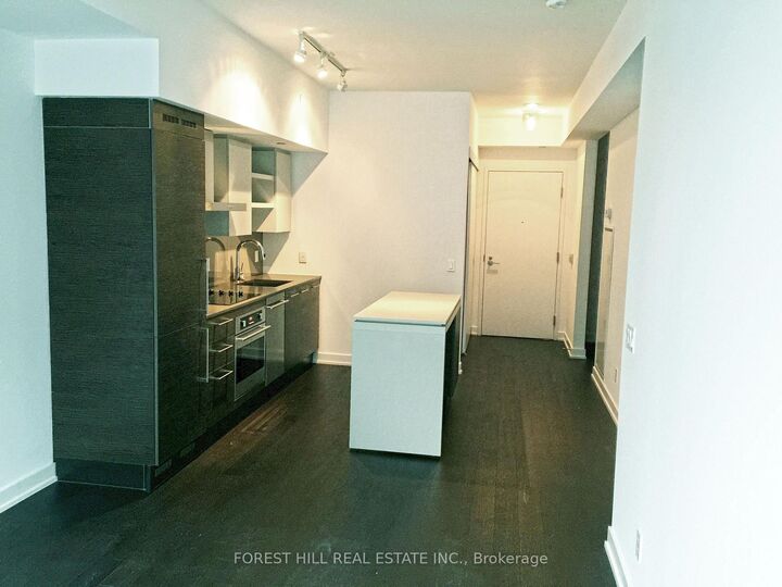 Property Photo:  1030 King Street W 1231  ON M6K 3N3 