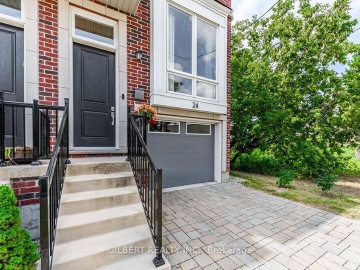 Property Photo:  24 Carhartt Street  ON M6A 1Y4 