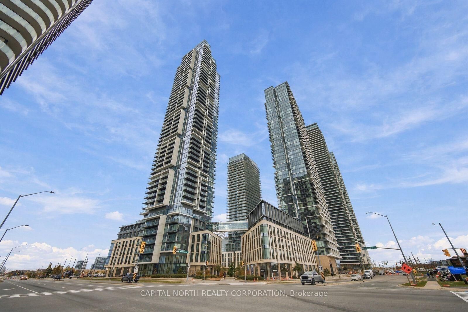 Property Photo:  7890 Jane Street 1612  ON L4K 0K9 
