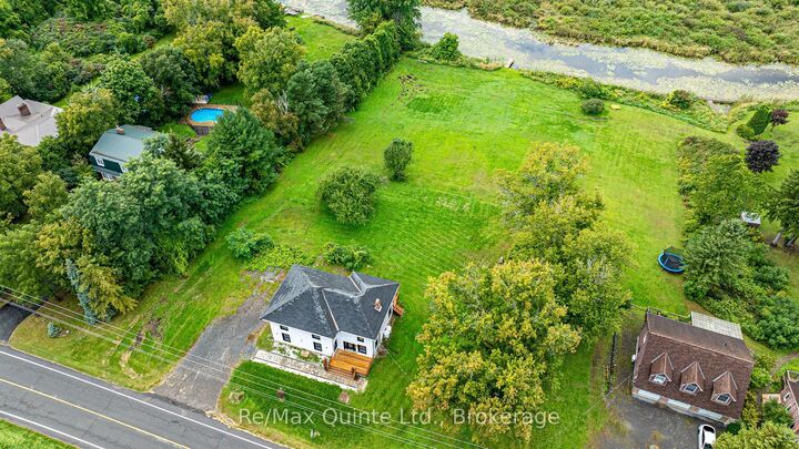 Property Photo:  2242 County Road 3 Road  ON K0K 1L0 
