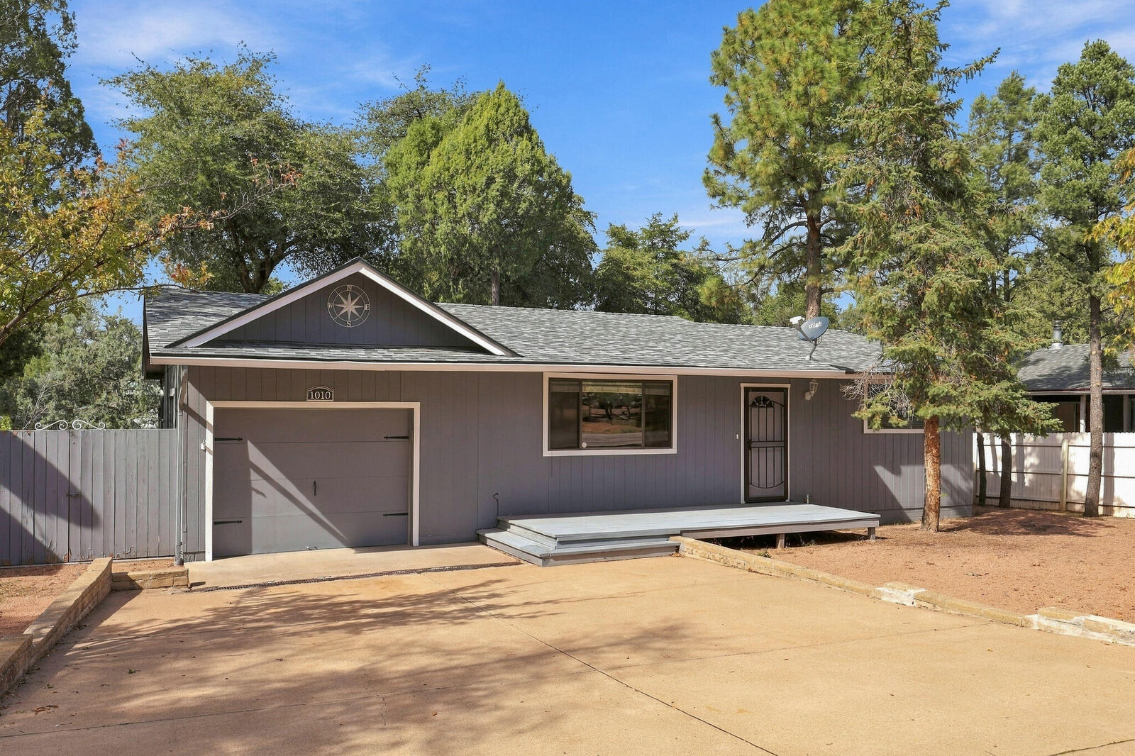 Property Photo:  1010 N Easy Street  AZ 85541 