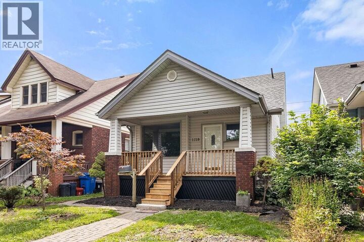 Property Photo: 1129 Janette Avenue ON N9A 5A6