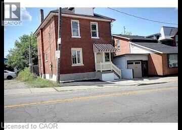 Property Photo:  5 Bruce Street Upper  ON N1R 2C8 