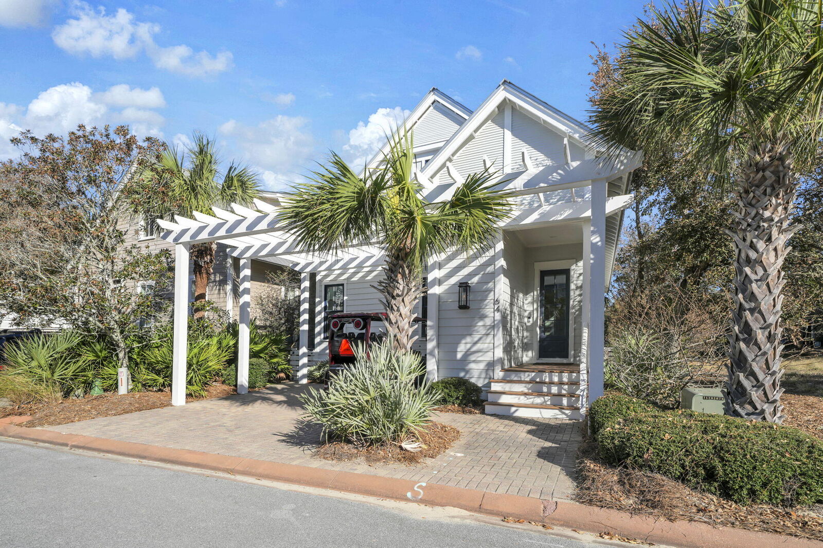 Property Photo:  64 Gulf Walk  FL 32459 