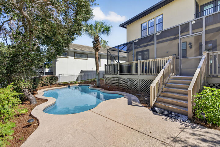 Property Photo:  66 Siesta Bluff  FL 32541 