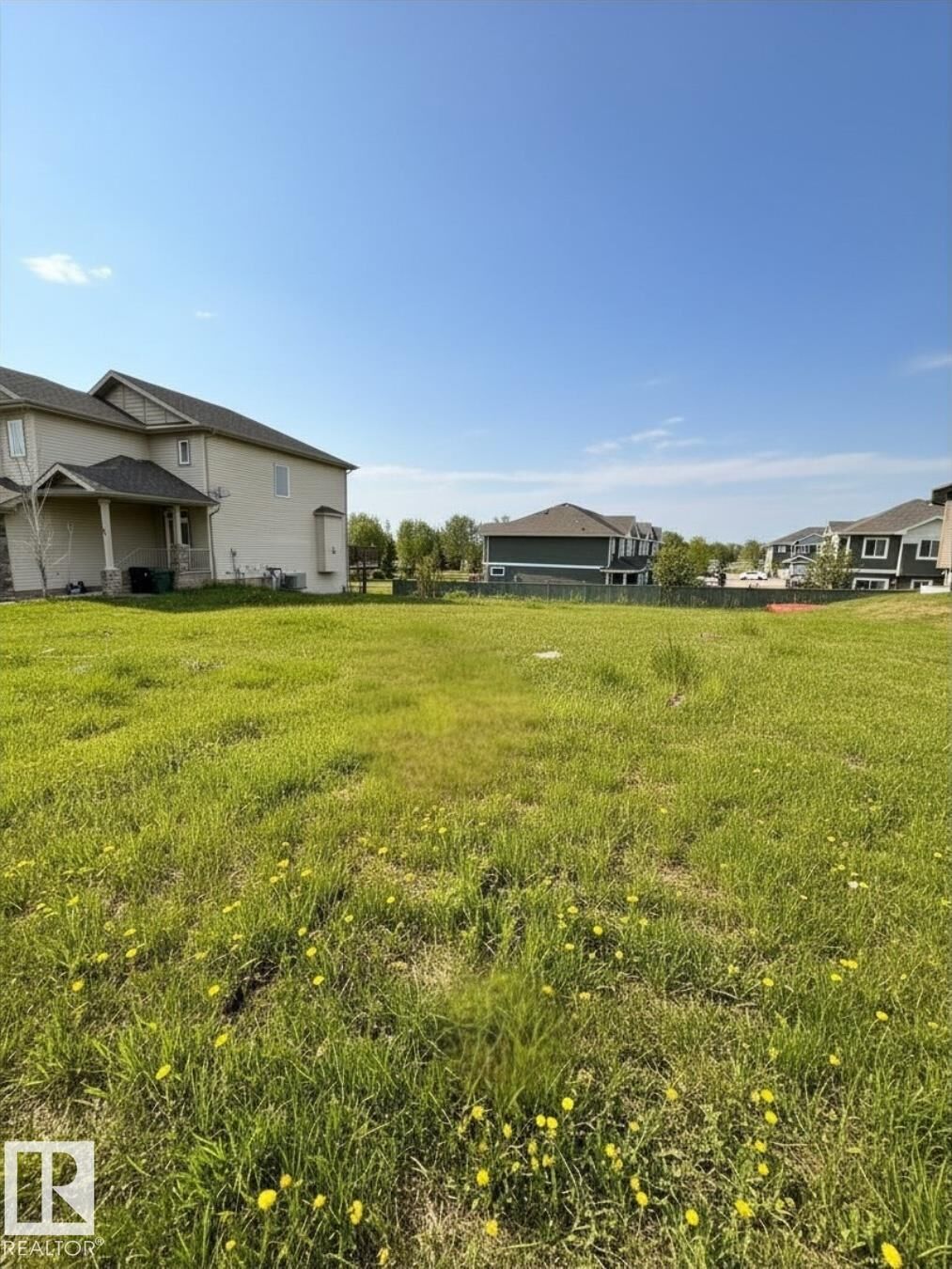 Property Photo:  40 Voleta Court  AB T7X 0J8 